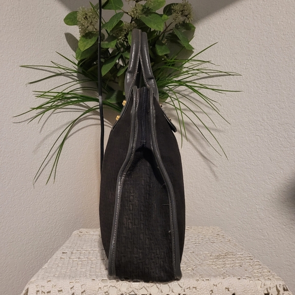 Vintage Meyers Made in USA Black With  Dark Grey Leather Top Handle  Hand Purse - Picture 2 of 11